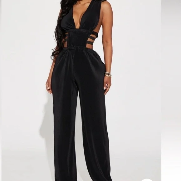 Jumpsuit - Picture 2 of 4